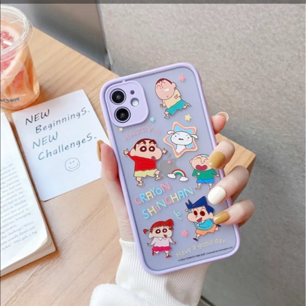 NWT Crayon shin Chan iPhone 12 Pro
